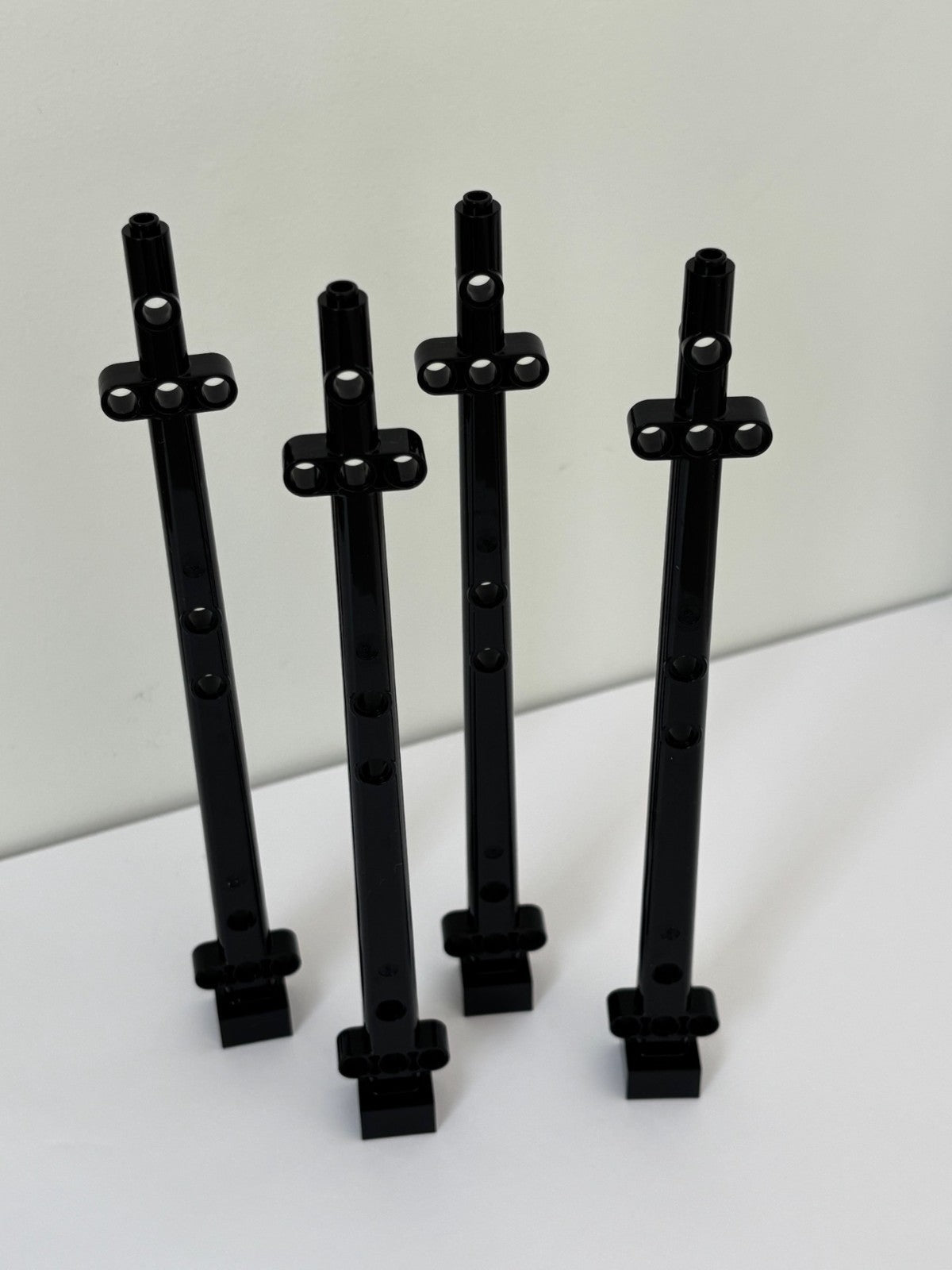 LEGO 4 Pirate Ship Black Boat Mast 48002 2x2x20 48002 4184 71042 7048 4195 6243