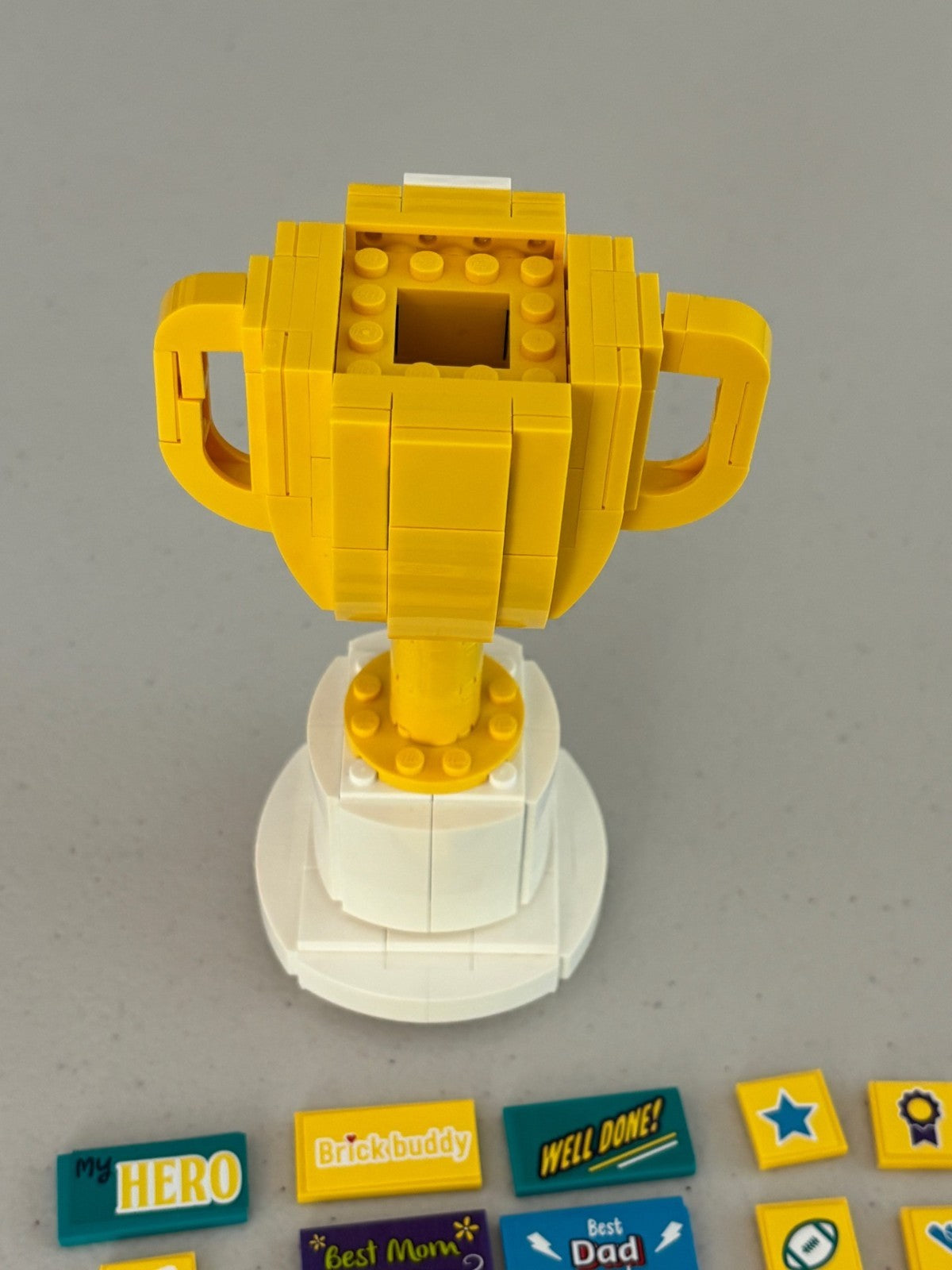 LEGO Iconic: Trophy (40385) Built With Instructions and Sticker Parts
