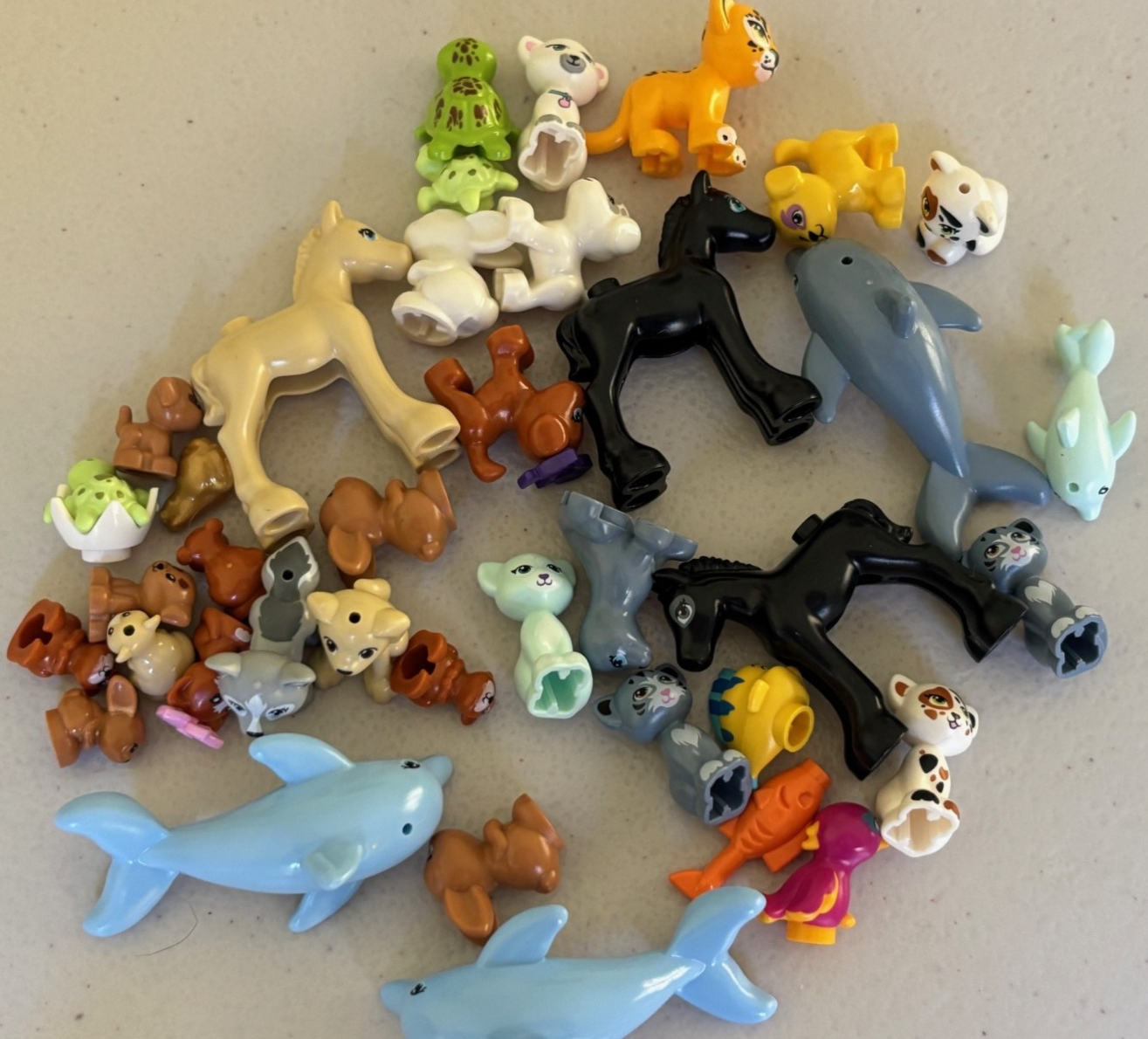 SHIPS FREE!! Lego LOT OF 12 Animal Figures Random Surprise Cat Dog etc Animals