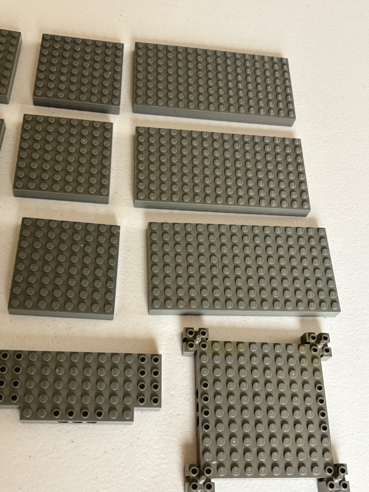 LEGO 12 Pieces Dark Gray Brick Thick Base Plates 8x16 8x8 Studs etc Castle (lotA