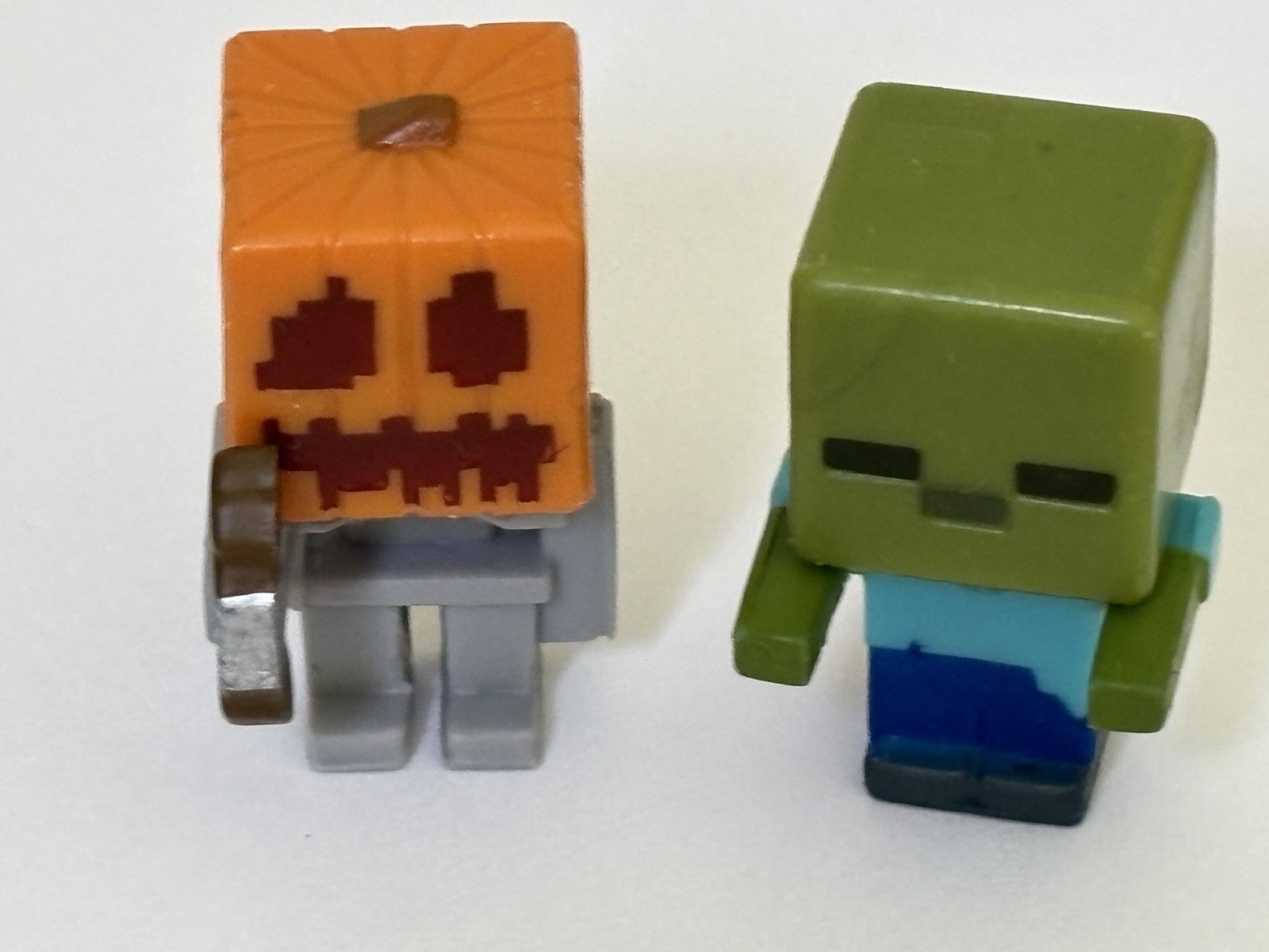 Mattel Minecraft 1" Mini Figures Lot of 7 Flame Skeleton Zombie Pumpkin