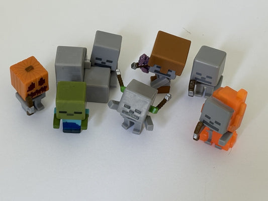 Mattel Minecraft 1" Mini Figures Lot of 7 Flame Skeleton Zombie Pumpkin