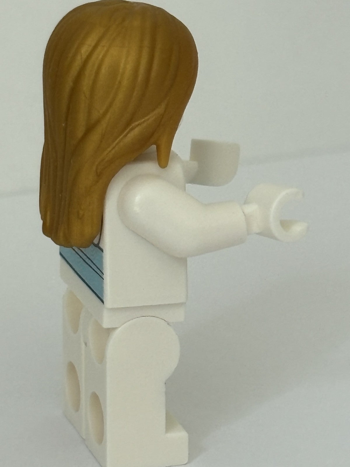 LEGO NINJAGO Master of the Mountain Princess Vania of Shintaro *Missing Head*