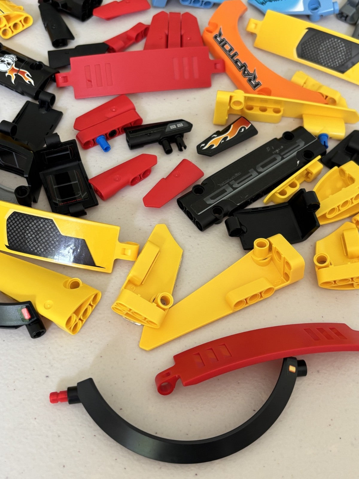 LEGO Lot of 50 Technic Panel Fairing  Pieces Parts Plane Mixed Colors