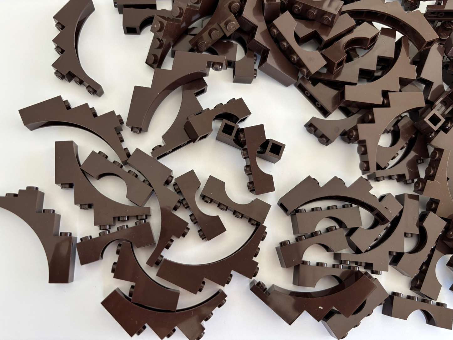 LEGO Lot of 50 DARK BROWN Castle Random Mix Arch Arches Rock Wall Panels etc