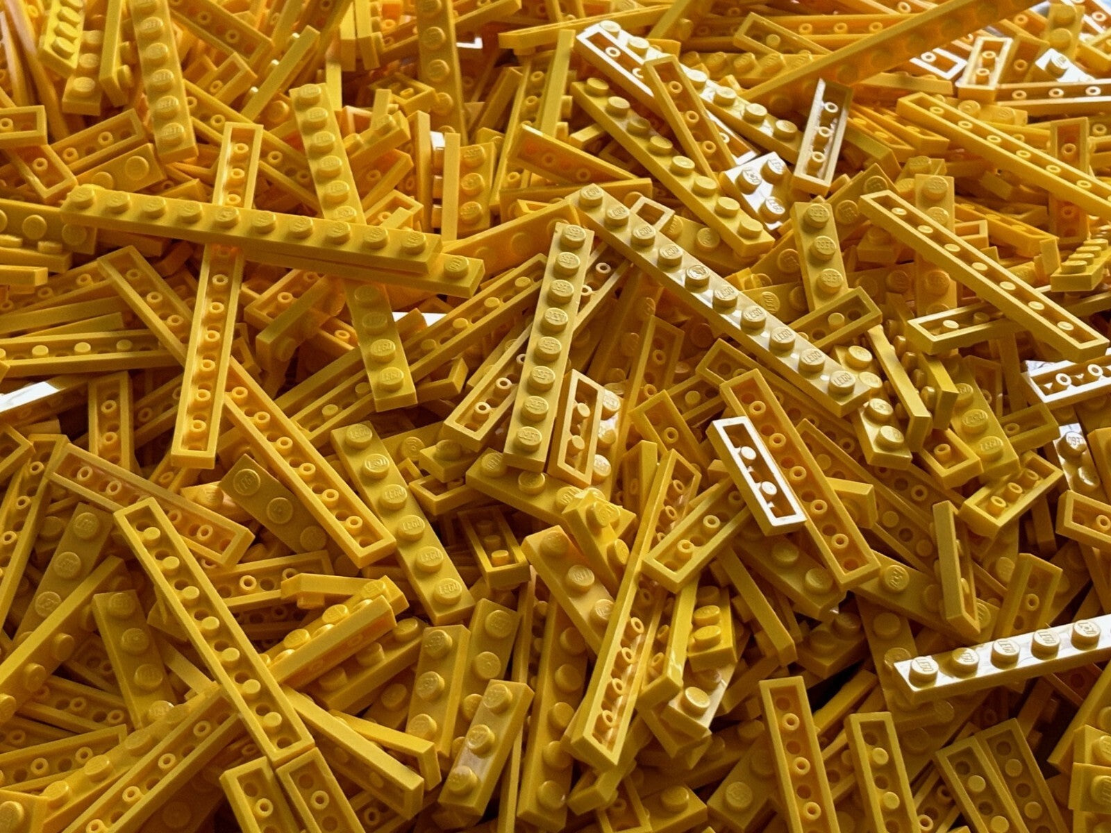 SHIPS FREE LEGO LOT (100) YELLOW BIG PLATE PLATES 1X3 1X4 1X6 1X8 1X10 1X12 MIX