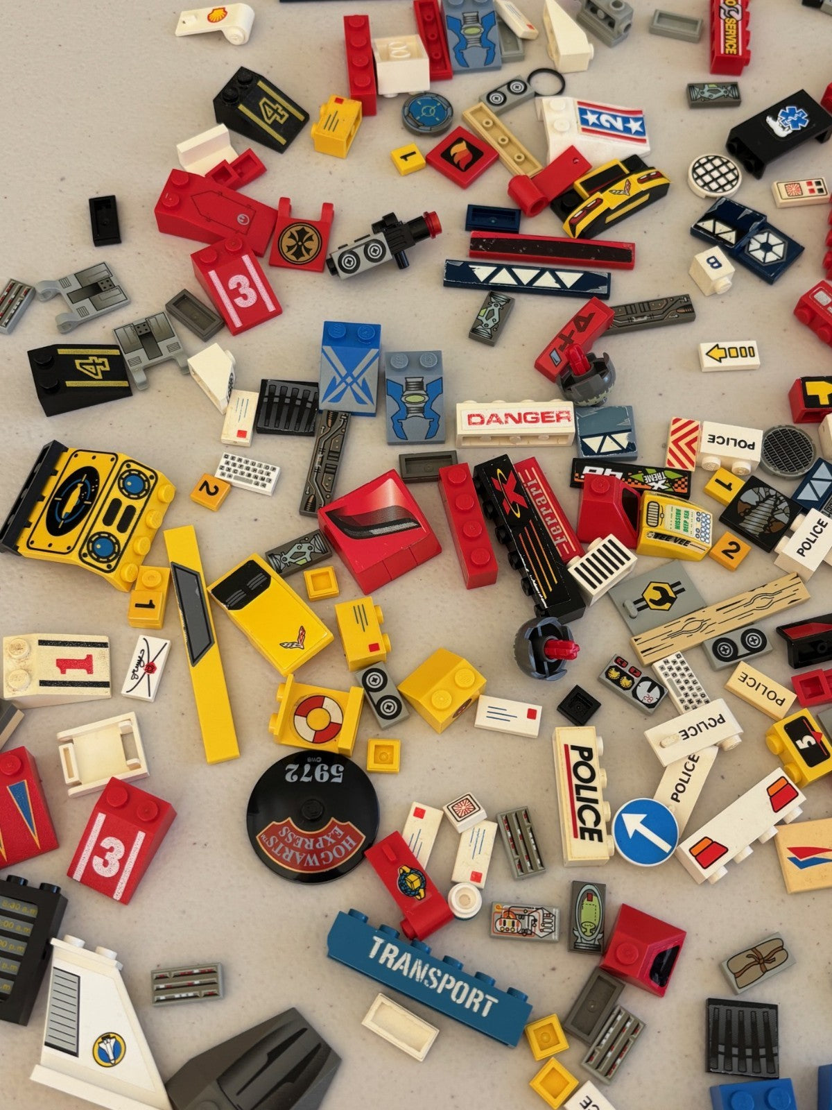 LEGO HUGE LOT of 220 Decorated Stickers Sticker Printed BRICK TILES etc (Lot 21)