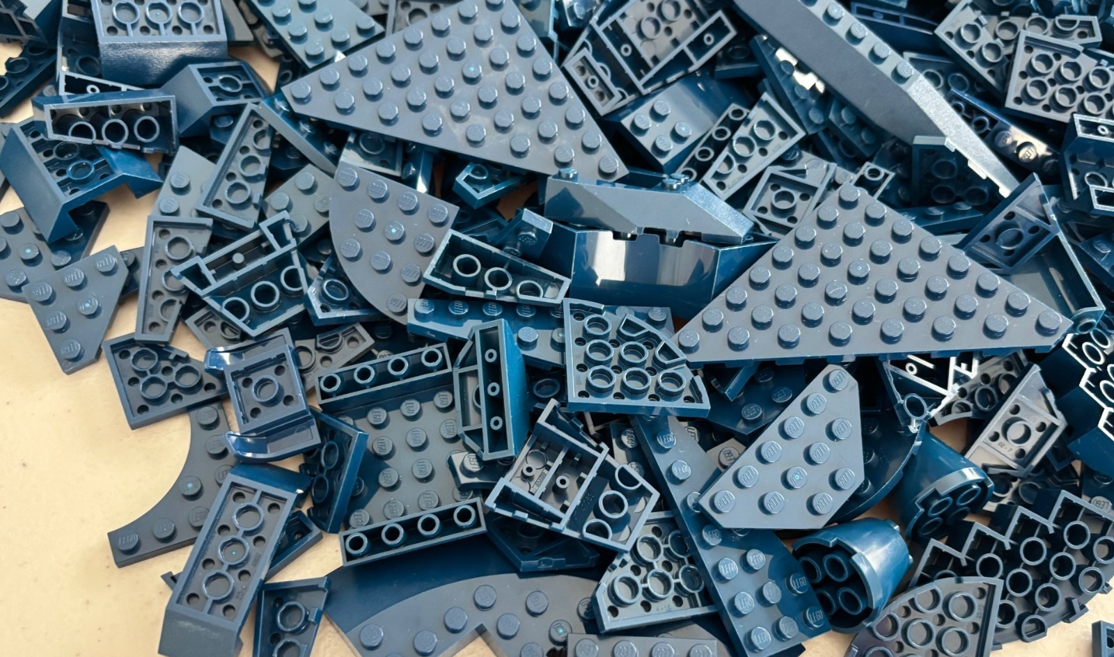 SHIPS FREE!! LEGO BULK LOT 100 DARK BLUE WEDGE WING CORNER PLATES STAR WARS RARE