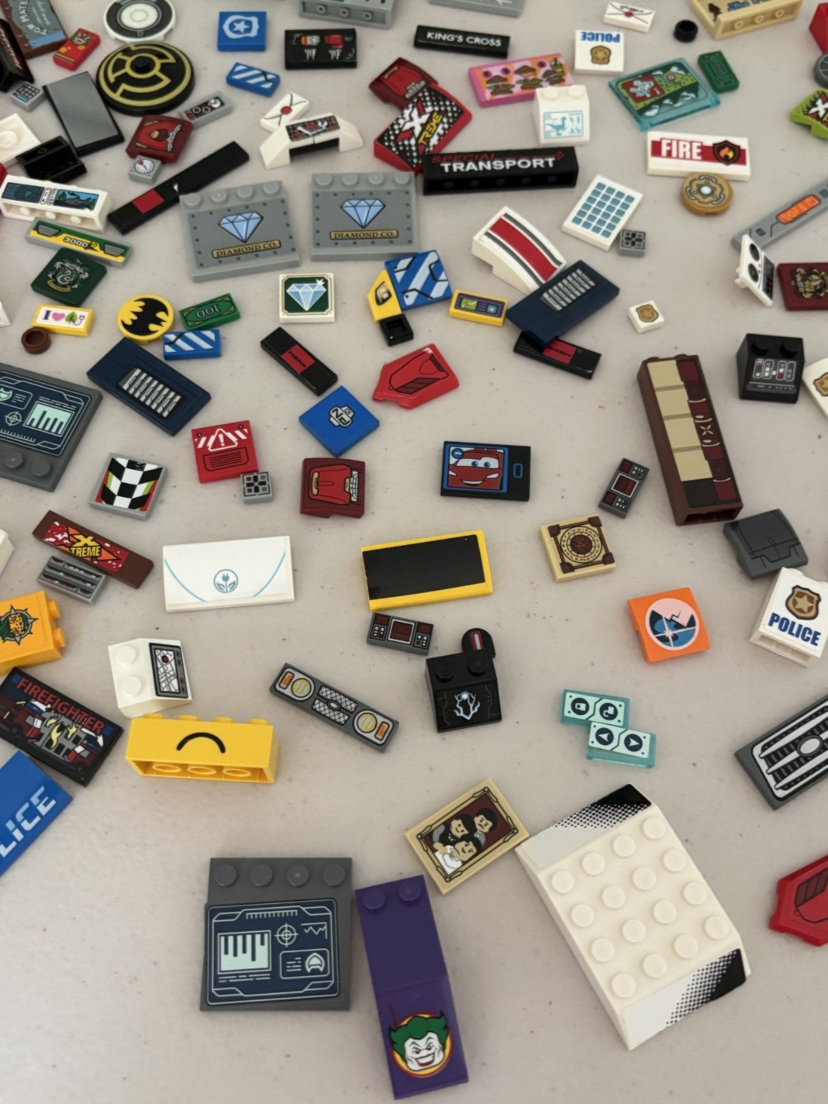 LEGO HUGE LOT of 190 Decorated Stickers Printed BRICK TILES etc (Lot 25)