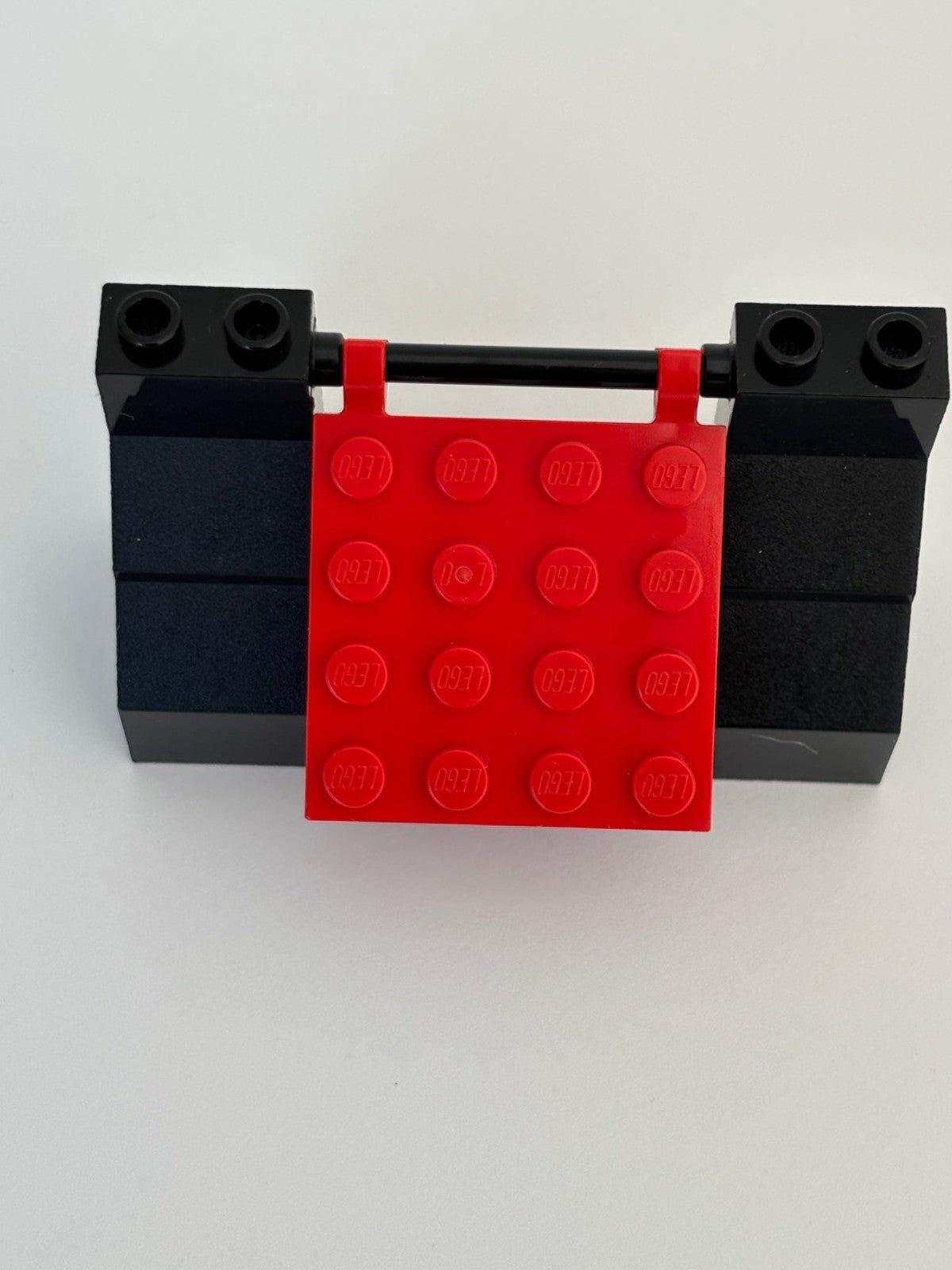 LEGO 3x 47993 Wall 8x3x4 Black w/47998 Red Flap (Redbeard's Ship Cannon Hatch)
