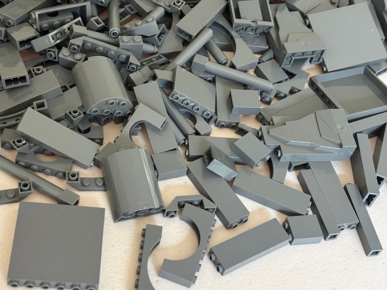 LEGO Lot of 50 Dark Bluish Gray Castle Random Mix Arches Walls Bricks Pillars