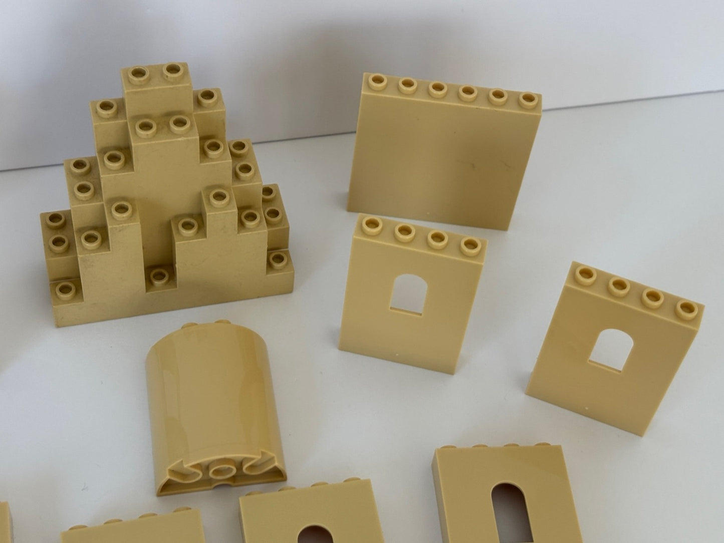 LEGO Tan Castle Walls Windows  Panels Lurp Rock Wall Parts Lot of 19 (Lot A)