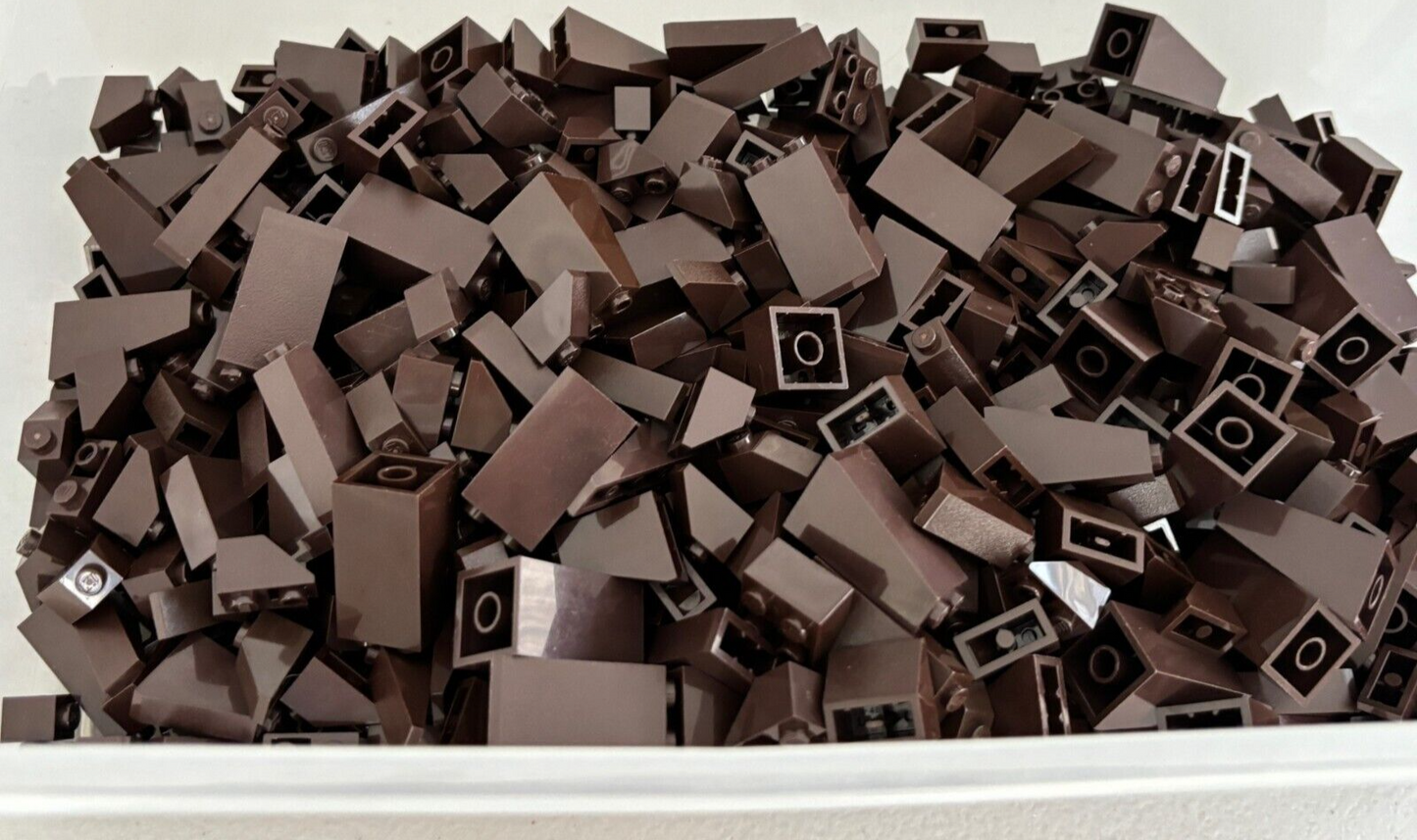 SHIPS FREE!! LEGO 50 Slope DARK BROWN 3039 3037 3678 4460 3684 3298 MIXED CASTLE