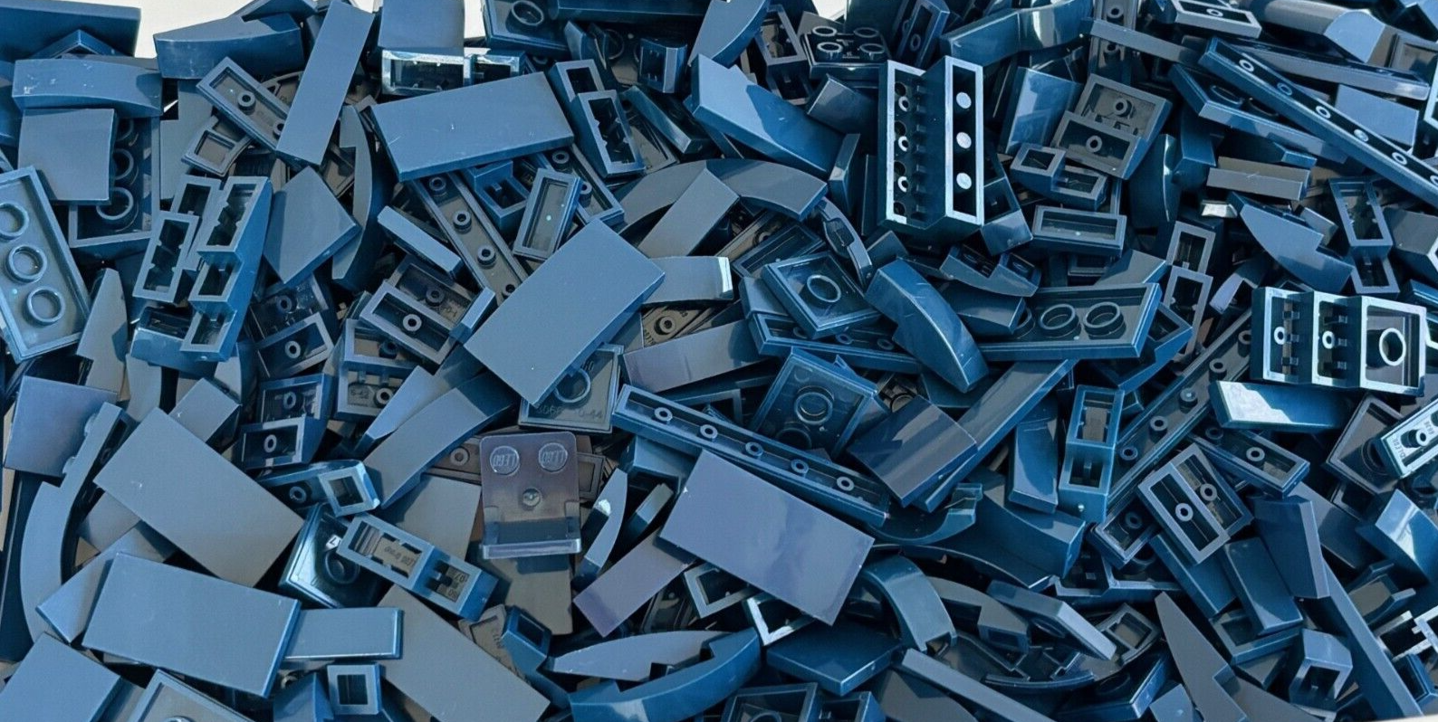 SHIPS FREE!! LEGO Lot (60) Dark Blue NAVY 2x4 1x4 1x6 1x8  Finishing Smooth Tile