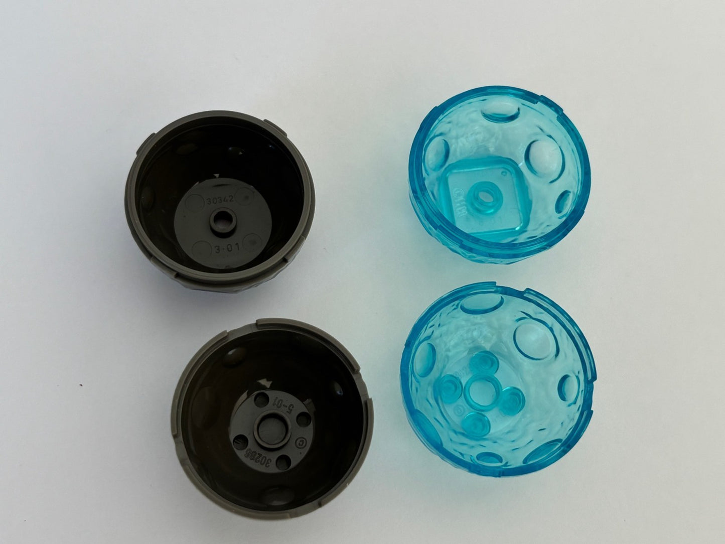 LEGO 2x Moon Rock Trans Lt Blue Dark Gray Crater Arctic Globe Space Ice Boulder