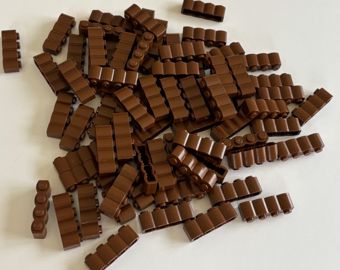 SHIPS FREE! LEGO OLD VINTAGE BROWN Brick 1 x 4 with Log Profile 30137 LOT of 25