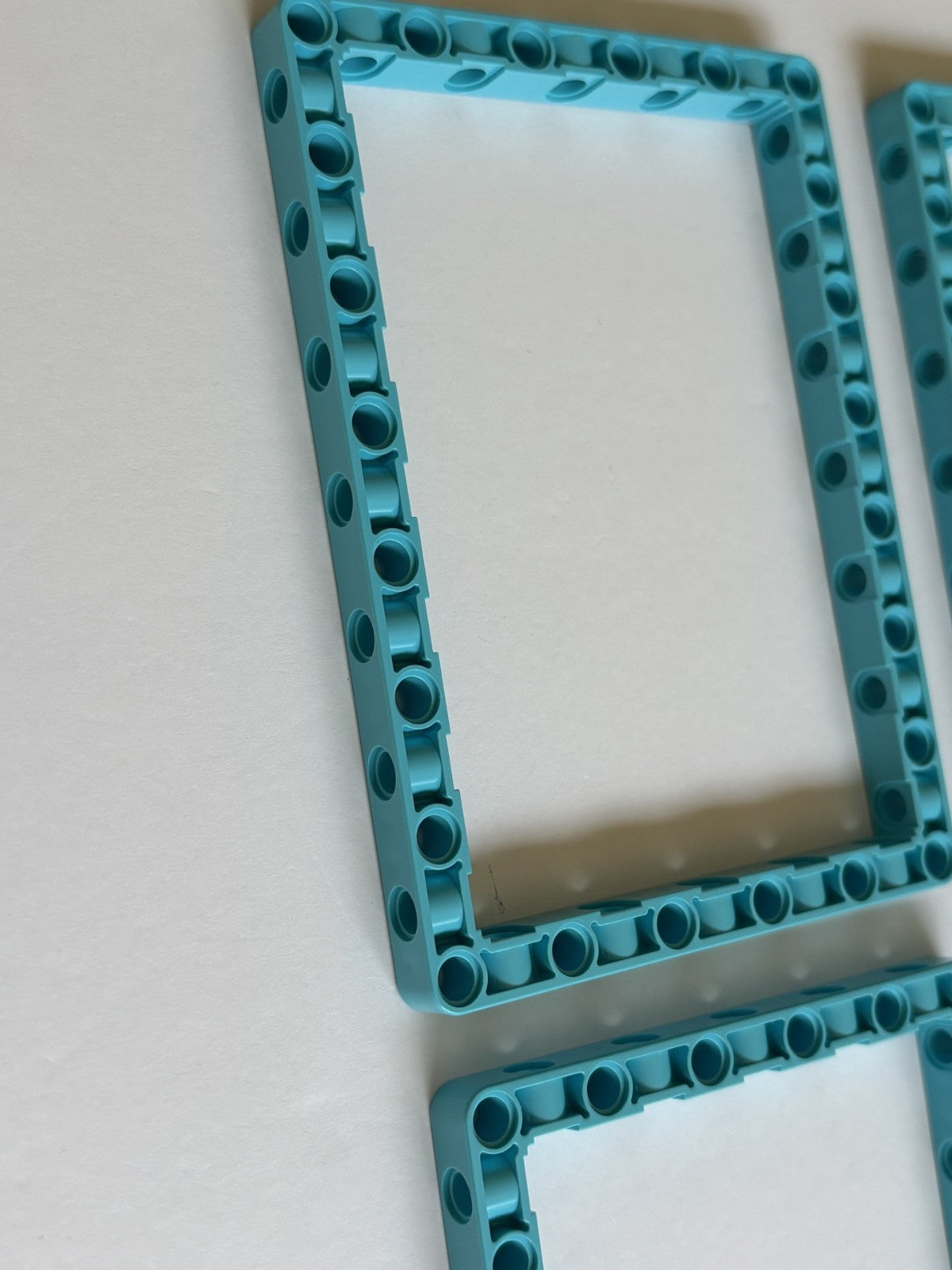 LEGO Lot of 4 Technic Large 'O' Open Frame 11x15 (39790, Liftarm)