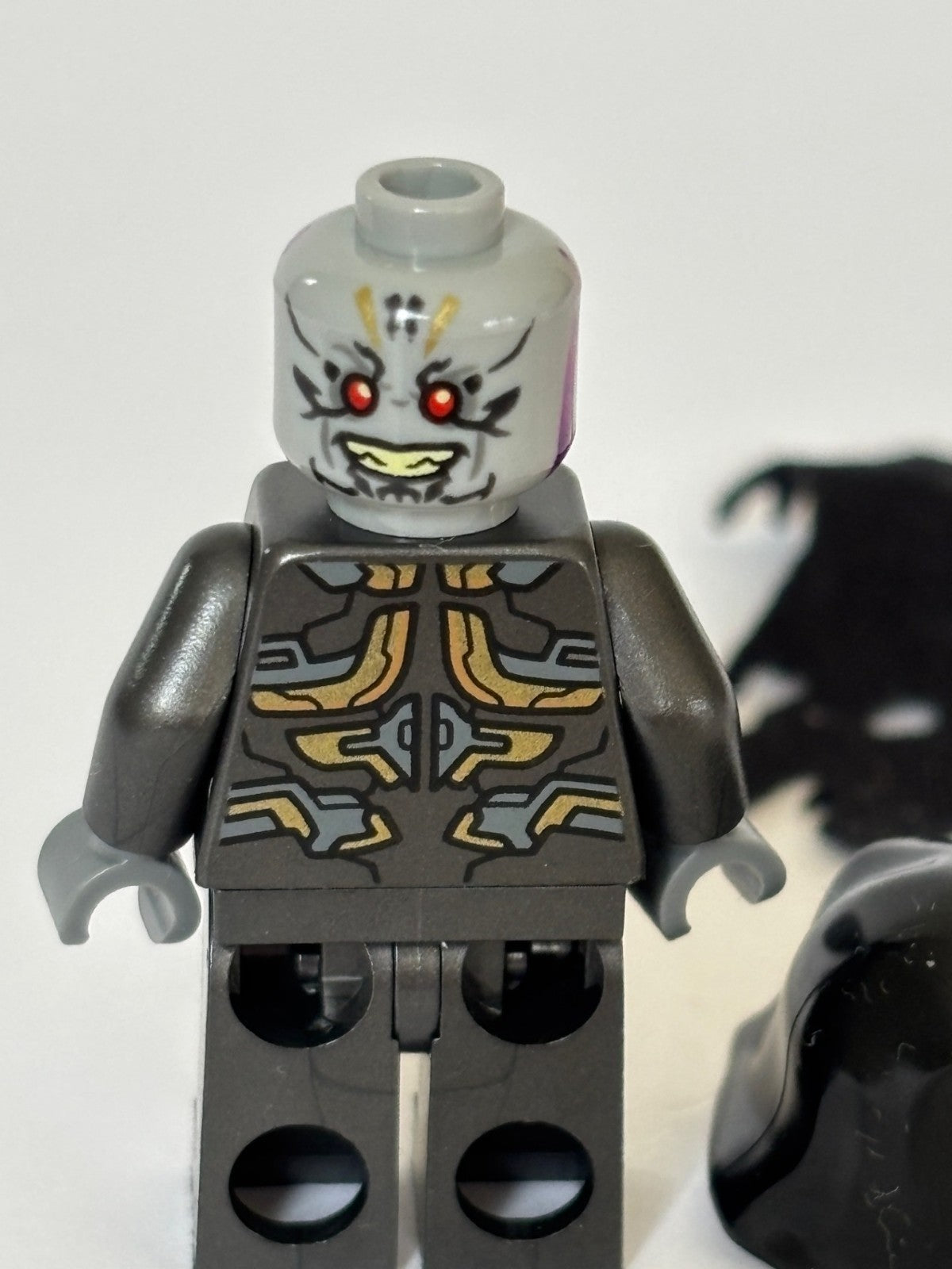 LEGO Super Heroes Corvus Glaive Minifigure 76103 sh0511 (Ink Marks on Head)