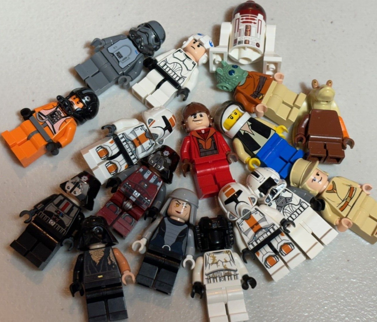 LEGO Lot of 5 Star Wars Minifigures Mystery Random Varity Great!!
