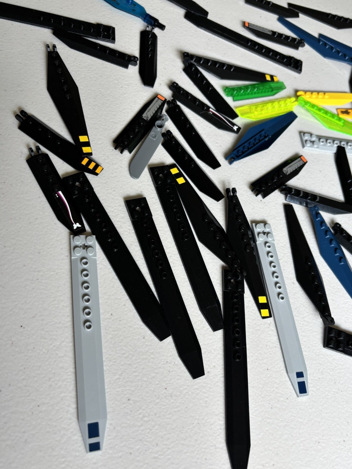 LEGO Lot of 59 Helicopter blades Rotor 65184 57906 etc Mixed Parts
