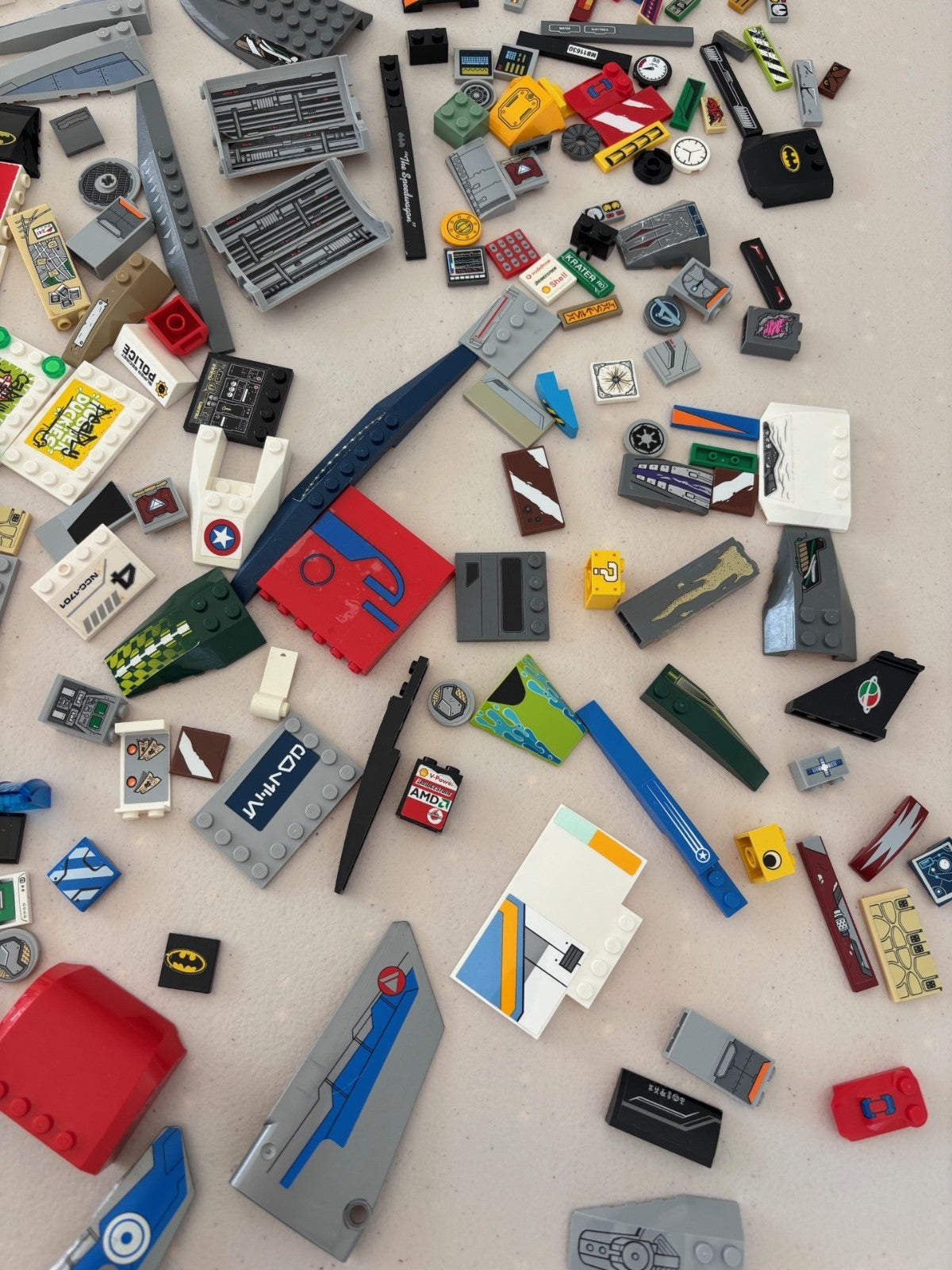 LEGO HUGE LOT of 200 Decorated Stickers Sticker Printed BRICK TILES etc (Lot 11)
