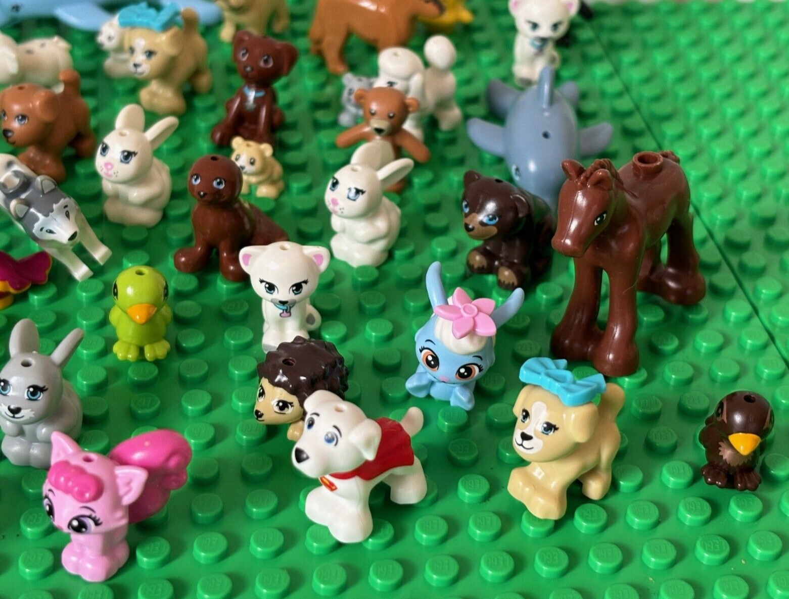 SHIPS FREE!! Lego LOT OF 12 Animal Figures Random Surprise Cat Dog etc Animals