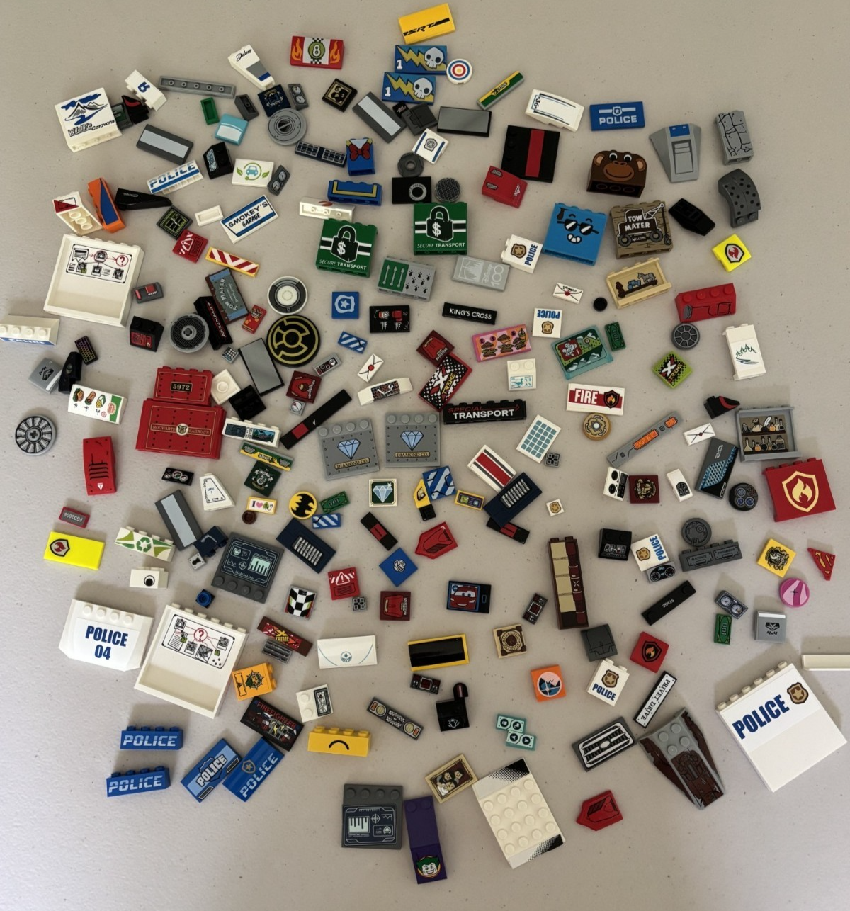 LEGO HUGE LOT of 190 Decorated Stickers Printed BRICK TILES etc (Lot 25)