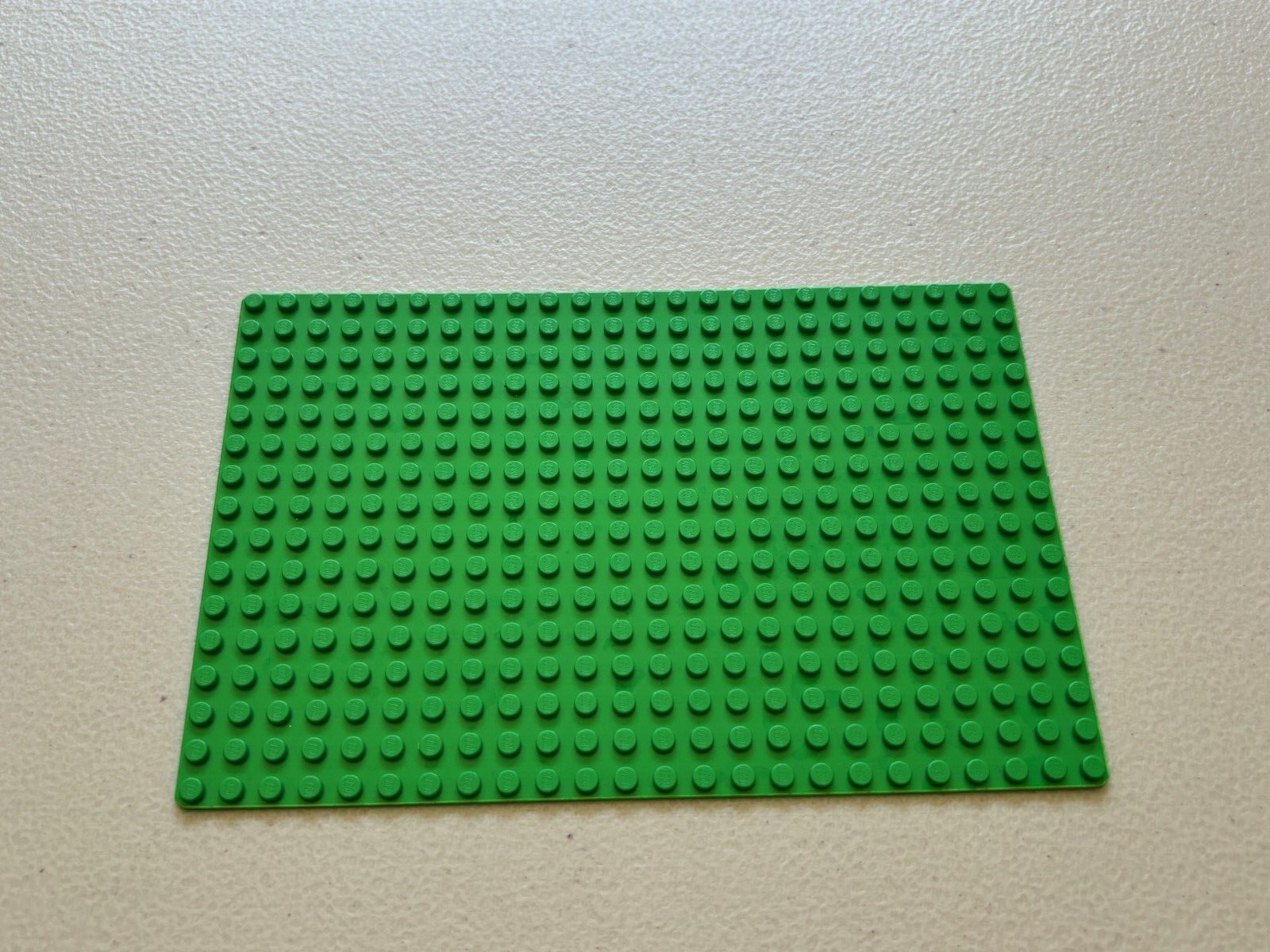 Lego 3334 Rectangle Base Plate Bright Green 16 x 24 Studs