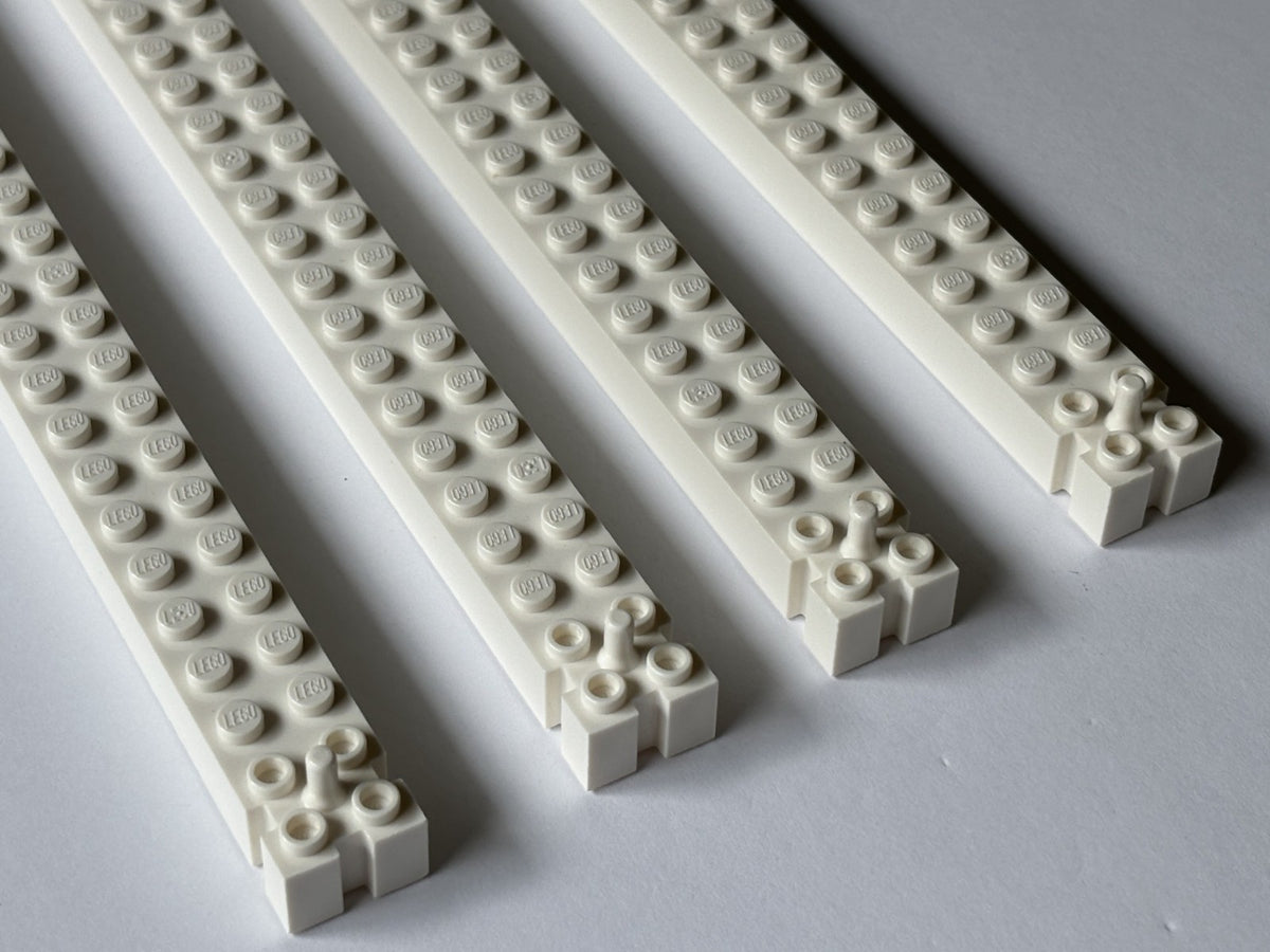 LEGO Brick 2x24 with Pegs and Indents on Ends [47122] White Lot of 4
