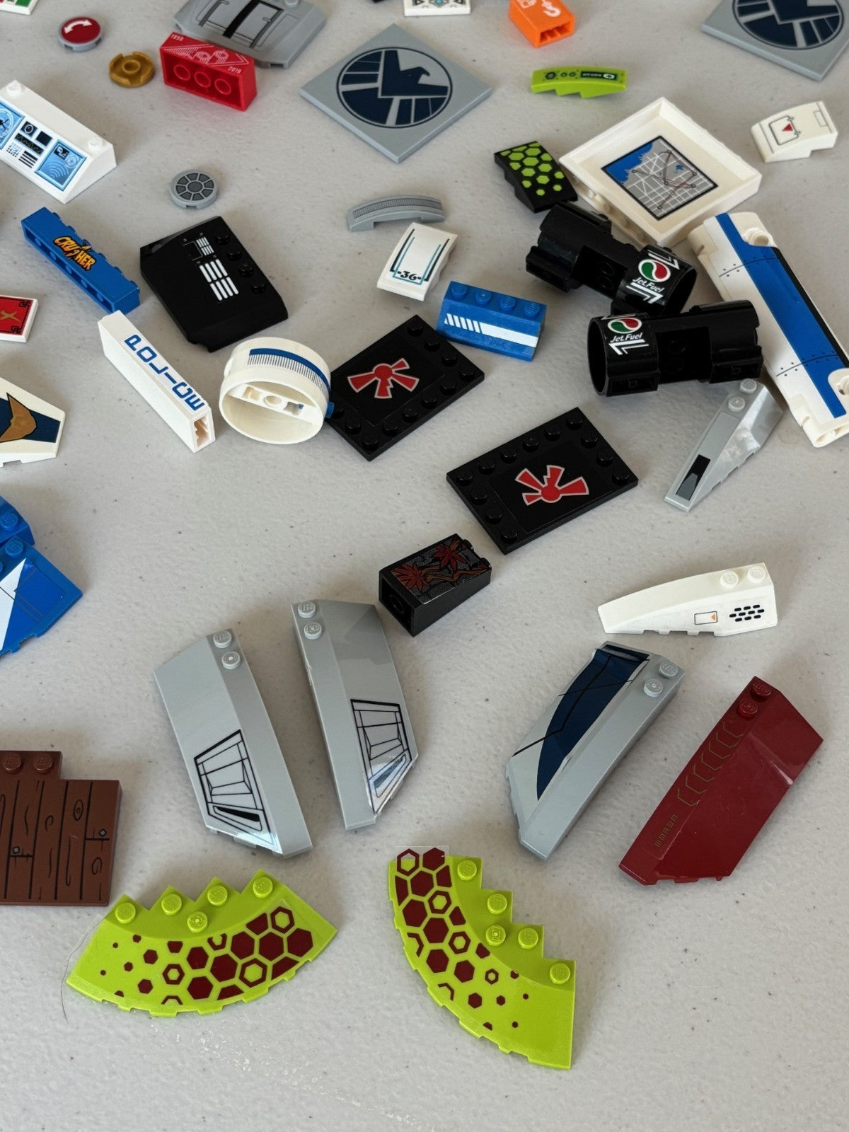 LEGO HUGE LOT of 188 Decorated Stickers Sticker Printed BRICKS TILES (Lot 3)