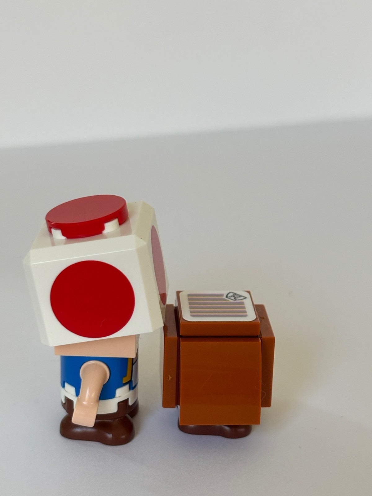 LEGO Toad Happy Super Mario Minifigure mar0010 with Goomba Excellent