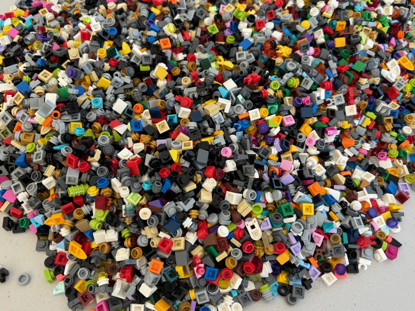 LEGO HUGE LOT of 1200 1x1 Round Square Plate Stud Dot Dots 4073 3024