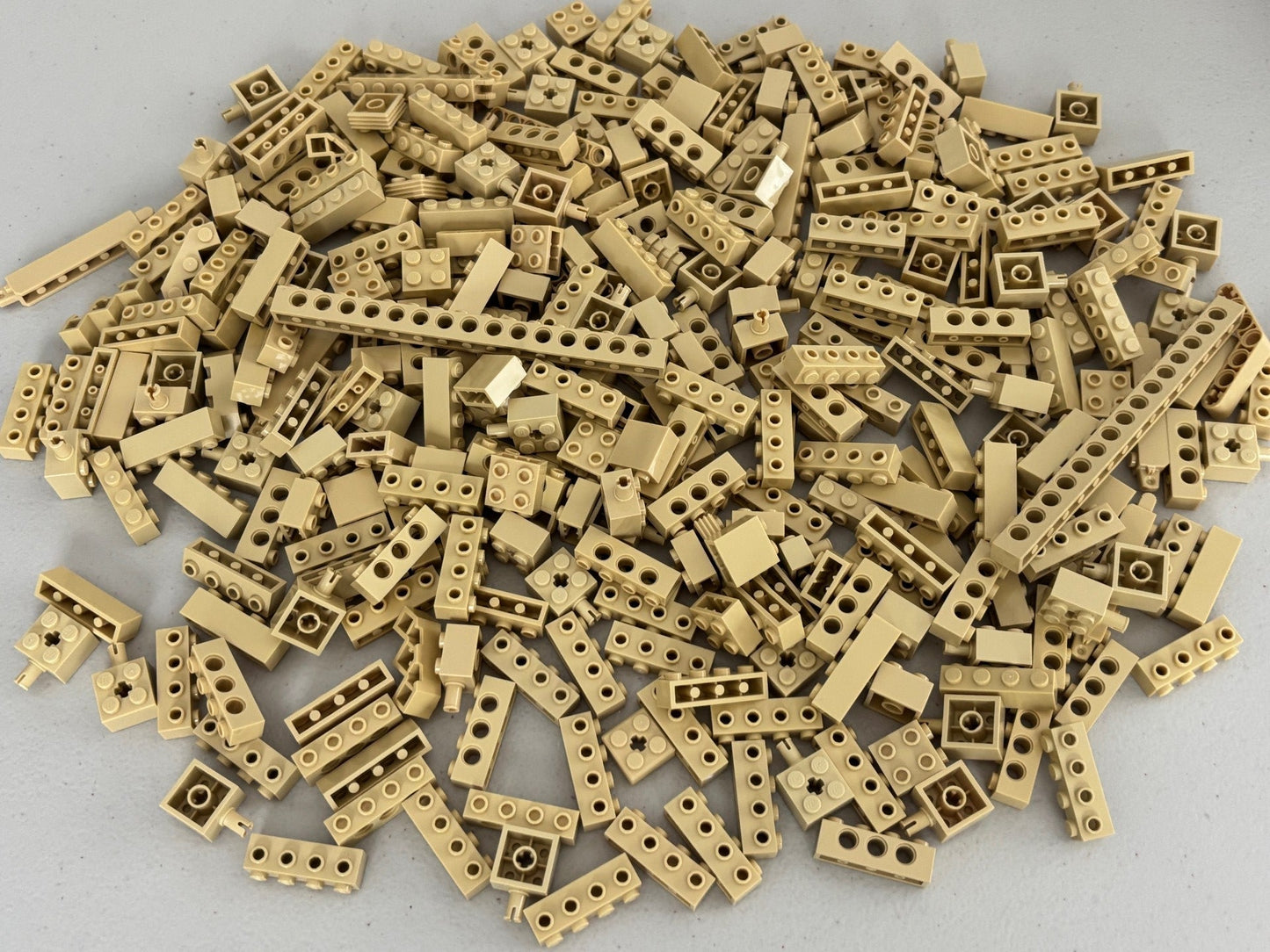 LEGO Lot of Tan Technic Lift Arm Beam Brick Plate etc Parts Pieces 8 oz