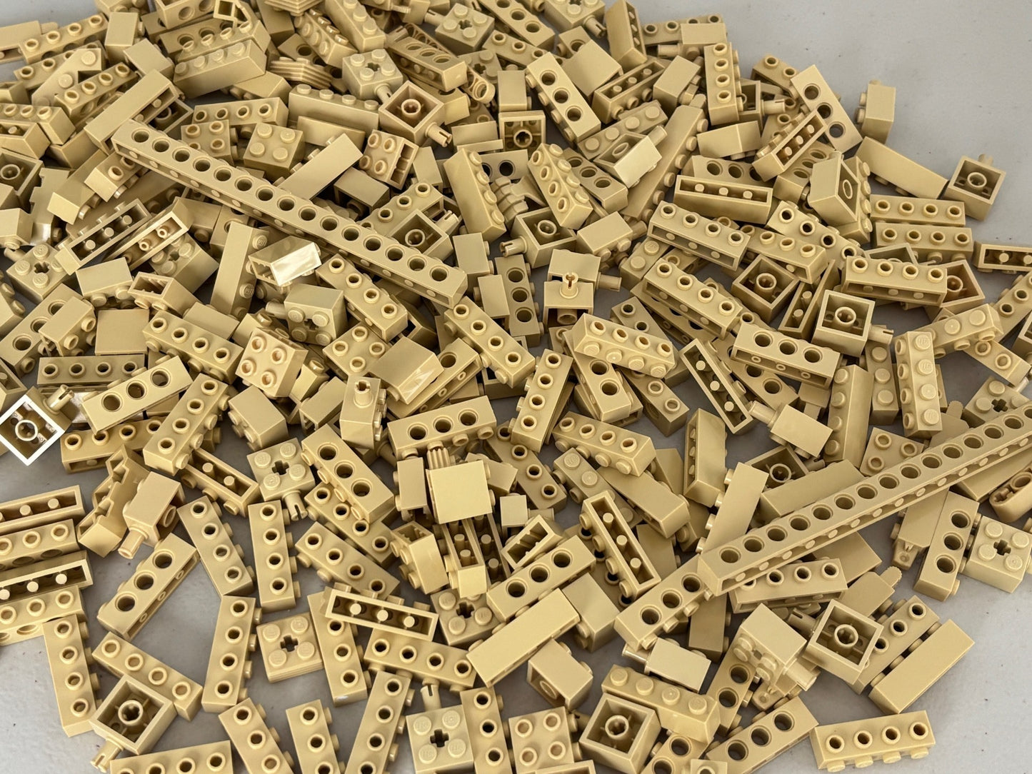 LEGO Lot of Tan Technic Lift Arm Beam Brick Plate etc Parts Pieces 8 oz
