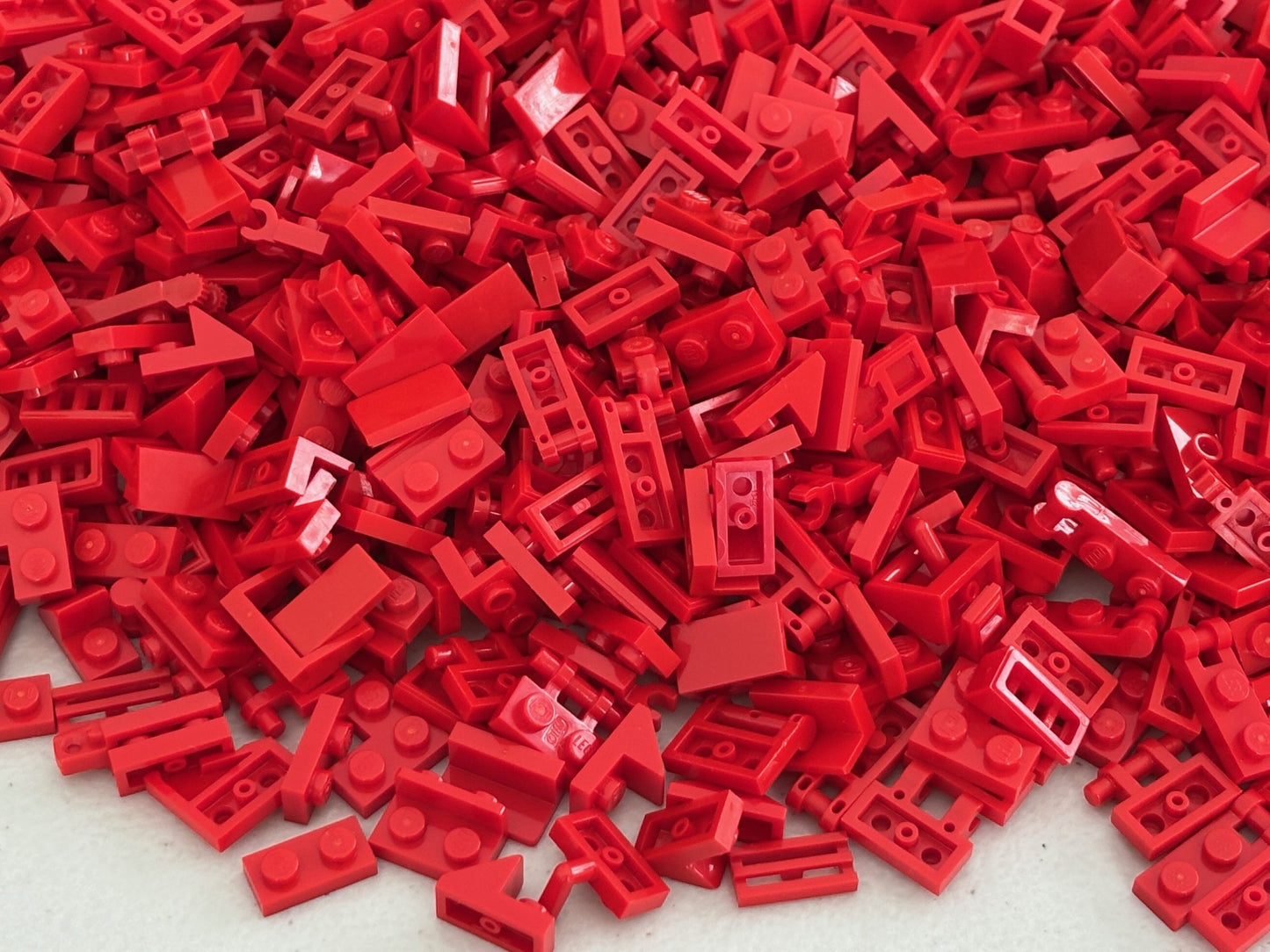 LEGO HUGE Lot of 400 RED 1x2 Plate PLATES Tile Grill Handle Hinge Part Mix