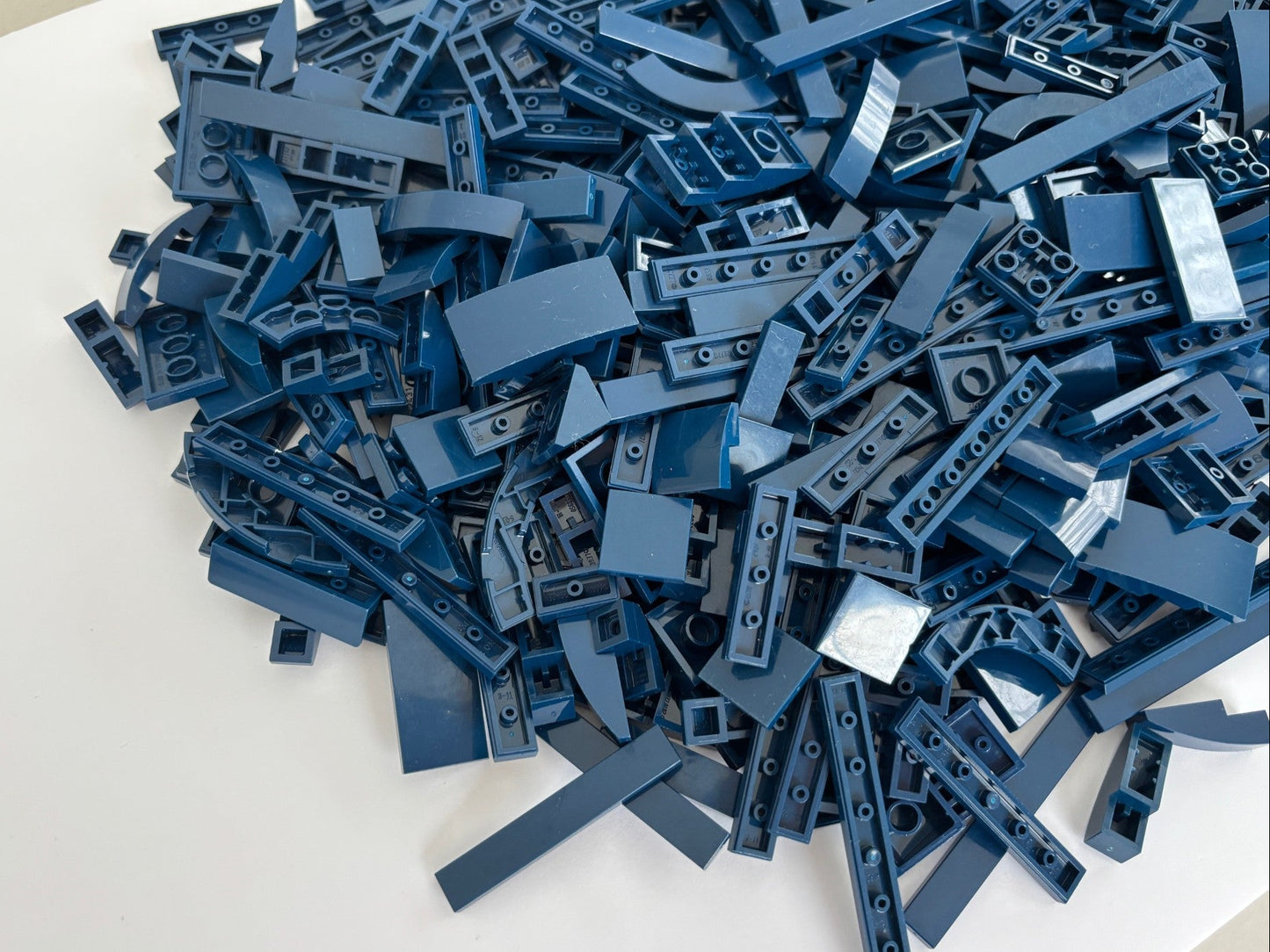 LEGO Lot (60) Dark Blue NAVY 2x4 1x4 1x6 1x8  Finishing Smooth Tile